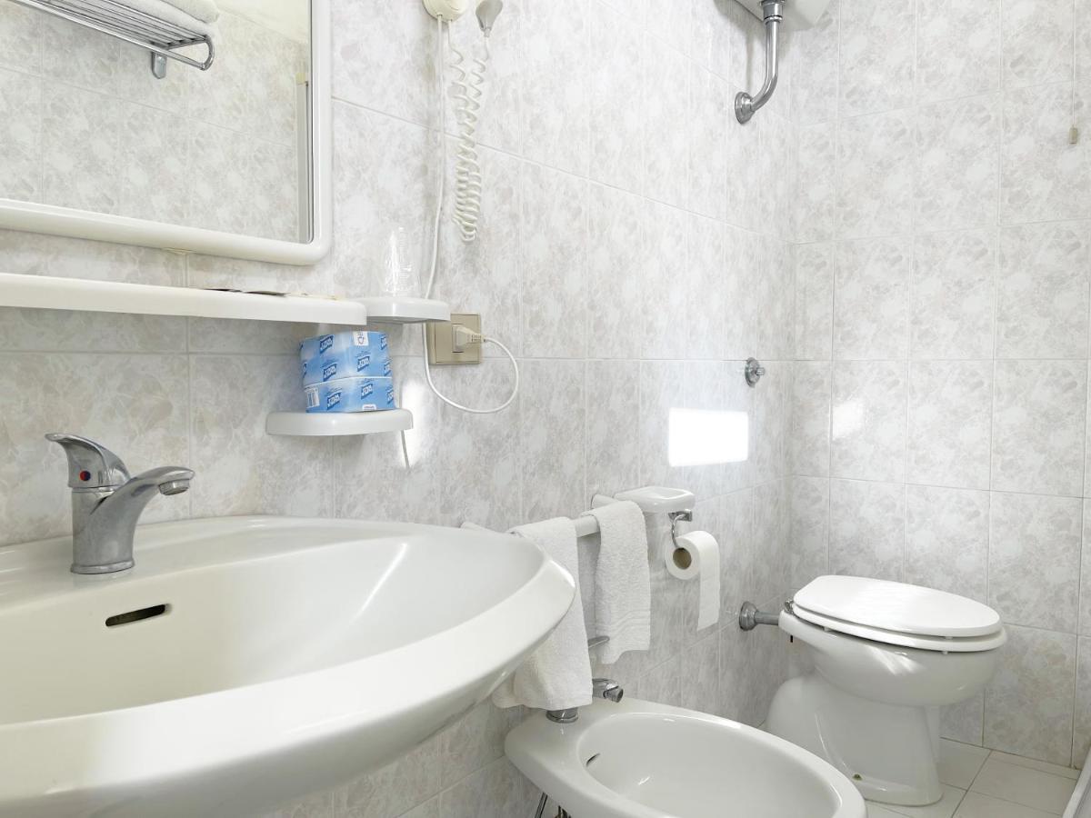 Hotel Reginella SantʼAgata sui Due Golfi Kültér fotó